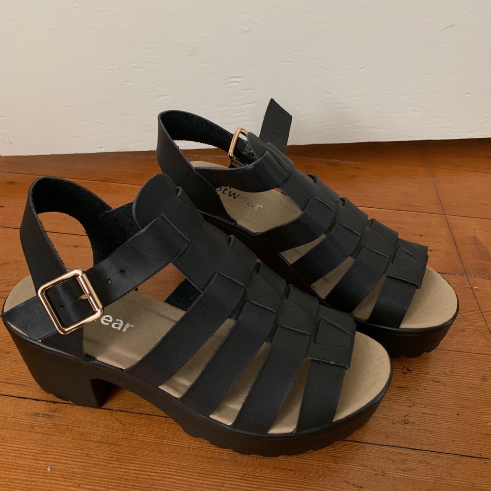 gladiator platform sandals